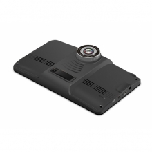 Leos M8000 3 в 1 GPS навигация, Таблет, DVR – камера за кола